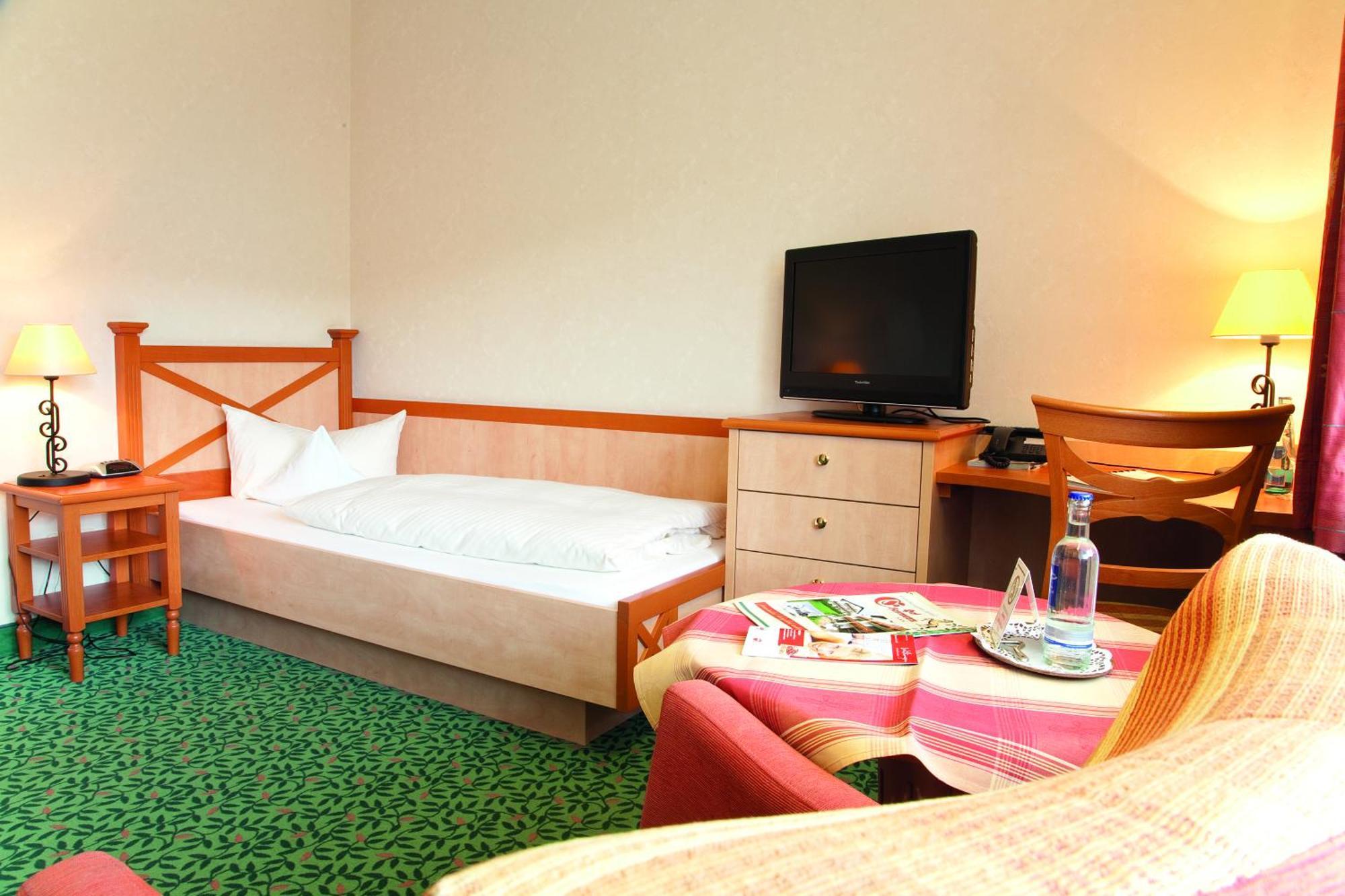 Landkomfort Hotel Elsenmann Віллінген Номер фото
