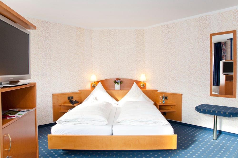 Landkomfort Hotel Elsenmann Віллінген Номер фото